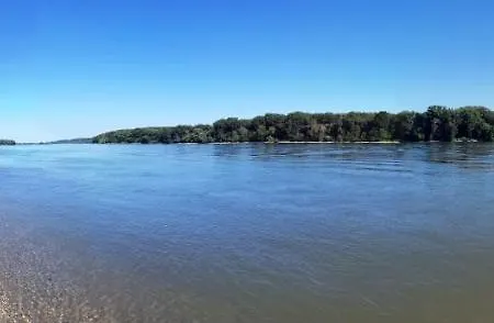 Holiday home Galata House Along The River Danube Radvan nad Dunajom